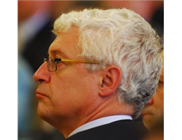 Nessuna tolleranza verso i corrotti ... parola di Giovanni Kessler.
