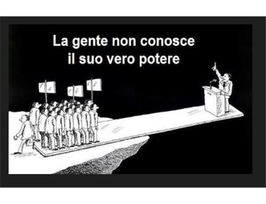 Fate tutti un passo indietro.